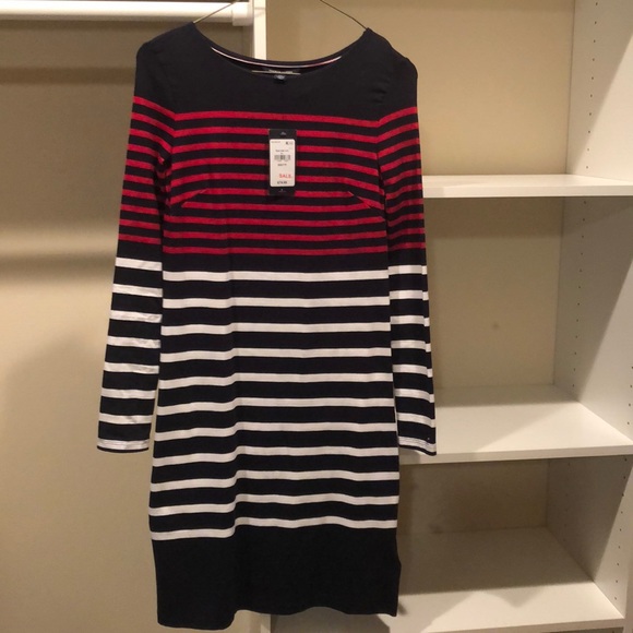 Dress - Picture 1 of 3